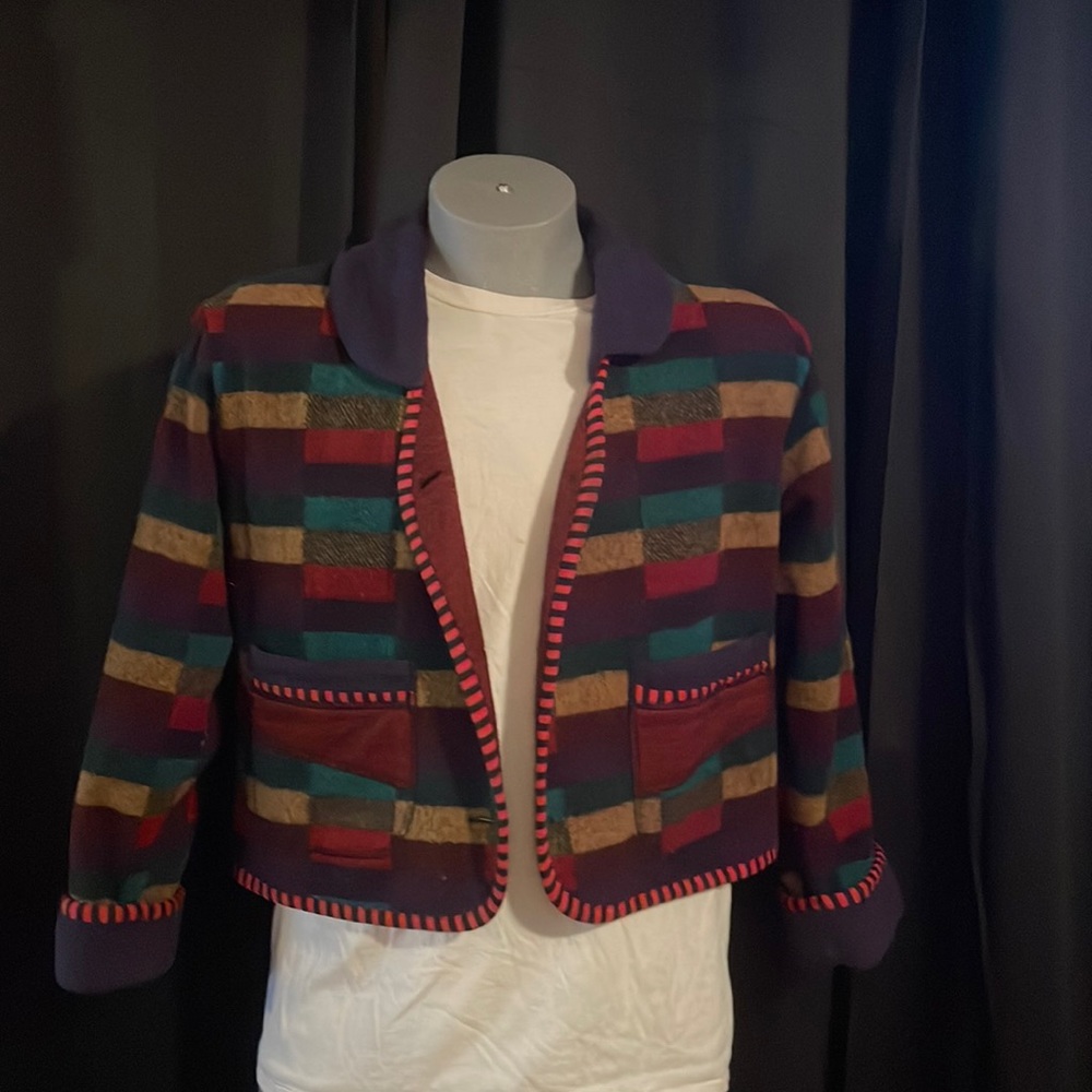 CB wraps by CanvasBacks Women’s jacket size medium wool nylon mix of colors